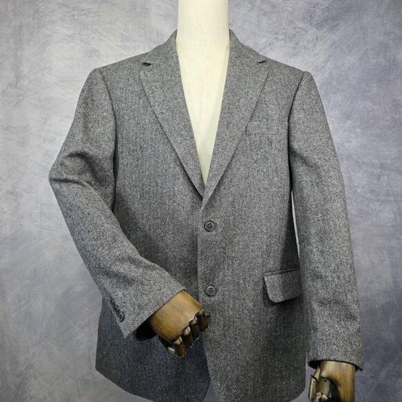 Gianfranco Ruffini Other - Gianfranco Ruffini Blazer Mens 42R Gray Herringbone Camel Hair Blend Italy Made